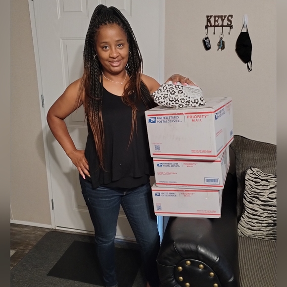 @deeposhqueen the stylist is here. - Picture 4 of 5